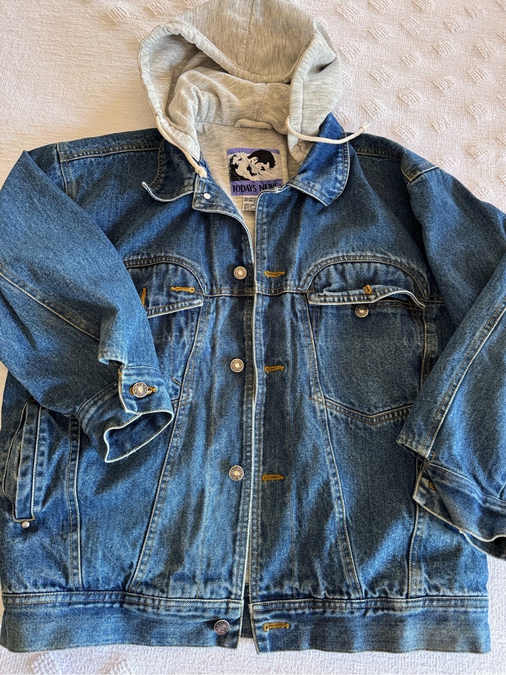 VINTAGE Todays News Denim Jacket Mens Medium Blue Trucker Button Front Hooded